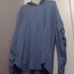 Girls Athleta long sleeve sliky top with hood